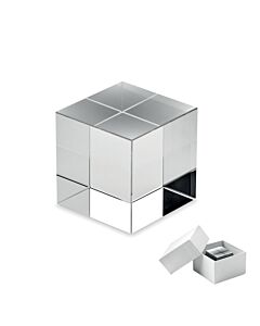 Szklana satuetka sześcian