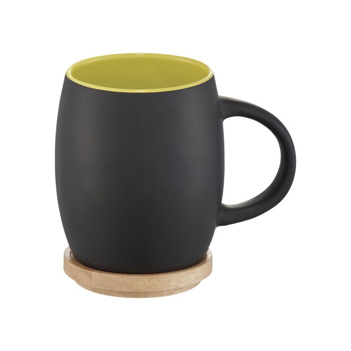 Ceramiczny kubek Hearth z drewnianym wiekiem-spodeczkiem-czarny