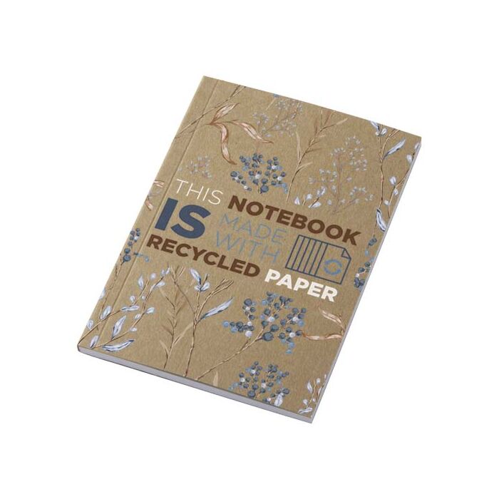 Notatnik A6 Novella Austen z miękką okładką z materiału z recyklingu, papier pakowy — 50 kartek-Piasek pustyni Notatnik A6 Novella Austen z miękką okładką z materiału z recyklingu, papier pakowy — 50 kartek-Piasek pustyni